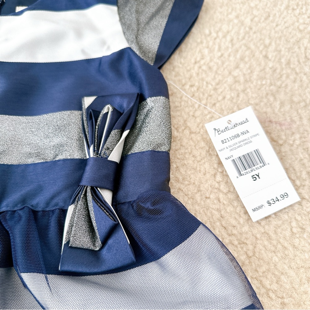 Little Girl Dress - Picture 3 of 3